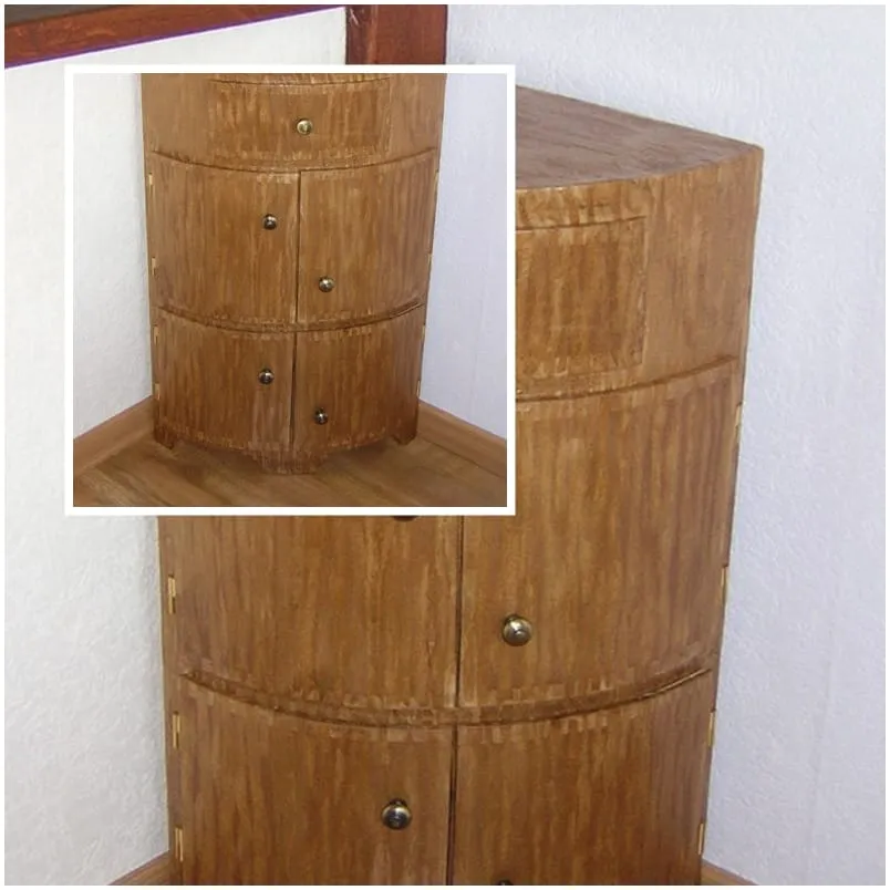 Meuble d’angle en carton, effet bois