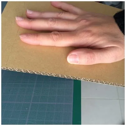 cintrer au bord de la table