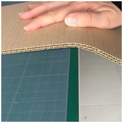 cintrer le carton sur l