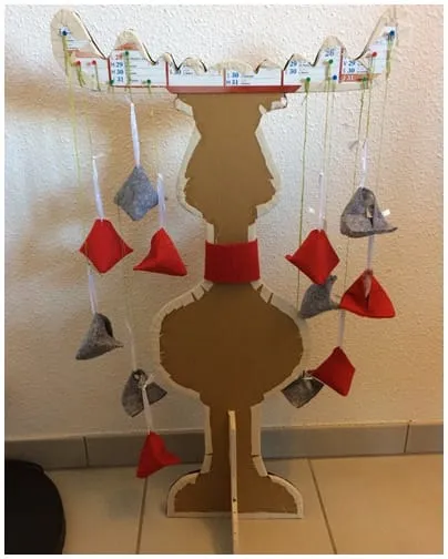 Calendrier de lavent renne en carton 4